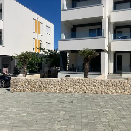 Apartment Kevin Novalja Exterior photo